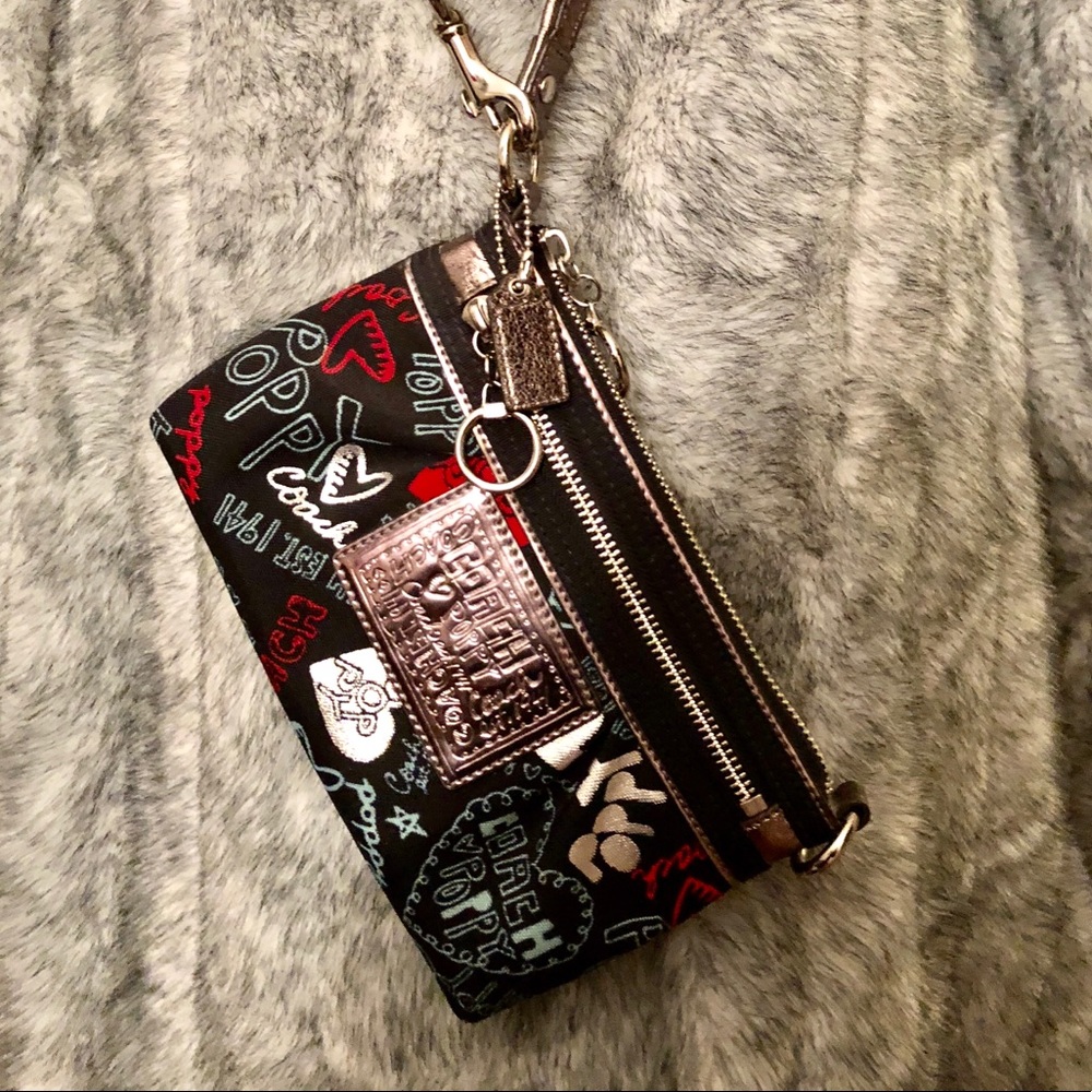 Coach Poppy Wristlet Pouch Purse